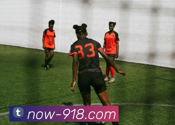 杨瀚森替补席流泪引发热议网友称其有羞耻心是球员的优良品质